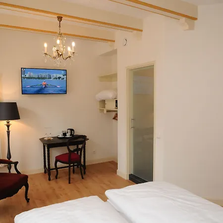 De Gulden Waagen Hotel 4*