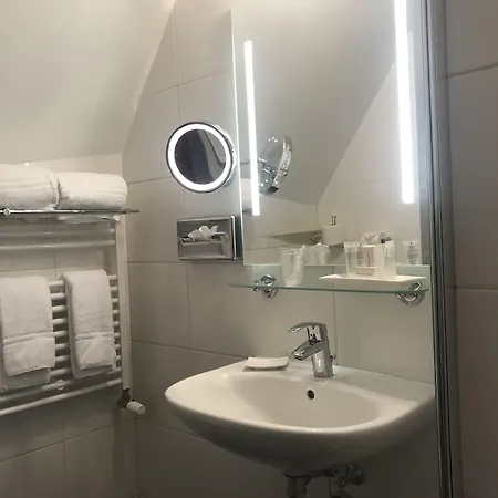 فندق De Gulden Waagen 4*