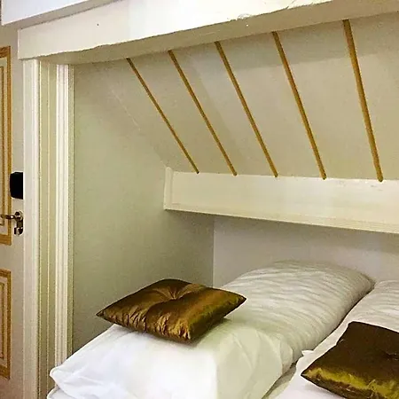 De Gulden Waagen Hotel 4*