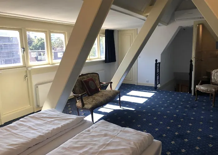 Hotel De Gulden Waagen 4*